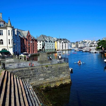 Penthouse By Brosundet, Free Parking Space Ålesund Εξωτερικό φωτογραφία
